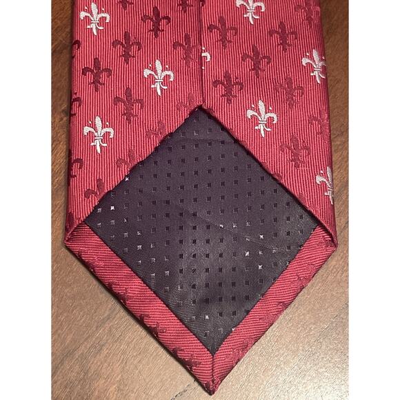 Firenze Red Gray 100% Silk Men’s Neck Tie - Picture 2 of 9